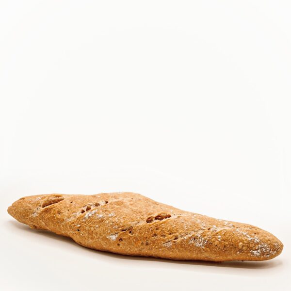 Barra de pan rústica, con corteza dorada y con una miga firme a la vez que esponjosa. SIN GLUTEN - Pieza completa
