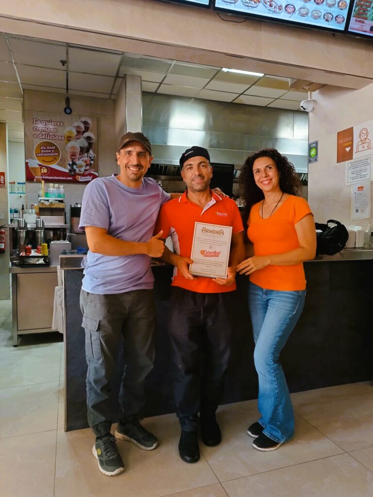Certificado celíaco Kebab Estambul con Obrador Armonía.