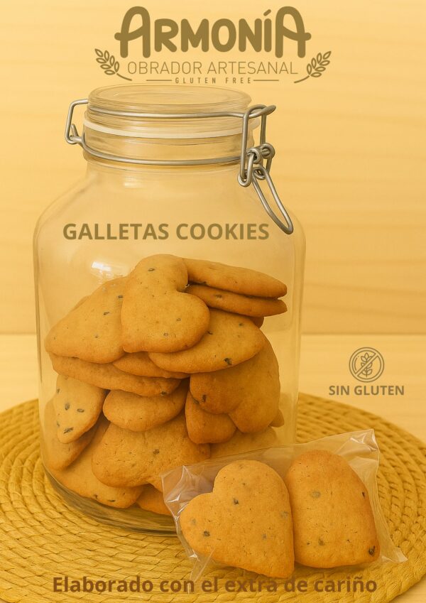 Cookies sin gluten con miel, azúcar moreno, pepitas de chocolate y forma de corazón, elaboradas artesanalmente en Obrador Armonía